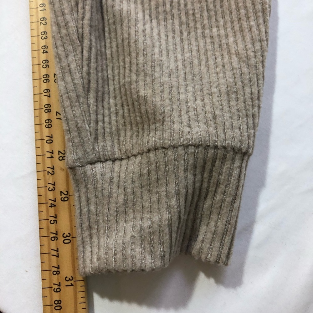 NWT Alo yoga muse sweatpants gravel Heather M soft cozy lounging joggers - Picture 8 of 12
